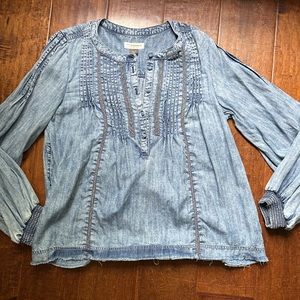 🦋Anthropologie Pilcro chambray long sleeve top.  Softest material! Sz M.